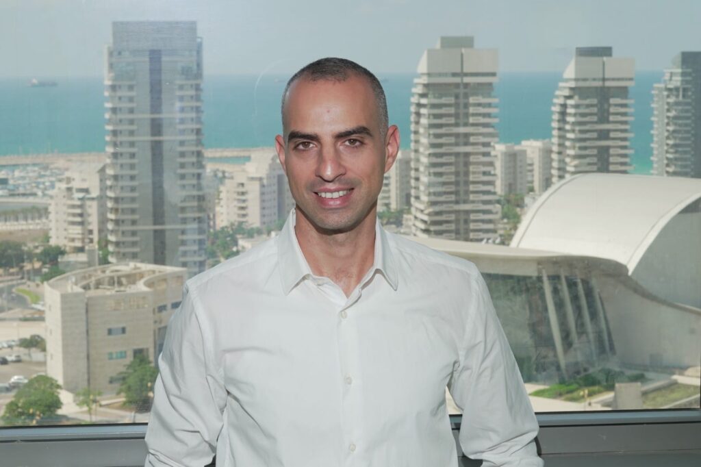 עידן נחמני-סוכן ביטוח פנסיוני- תמונת לאודות
